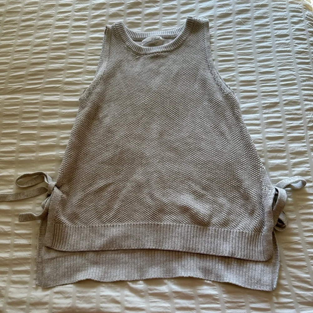 Universal Thread Beige cardigan sweater sleeveless with side ties size XS - Picture 2 of 7